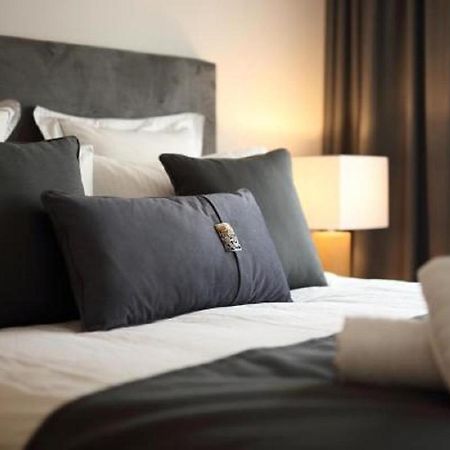 Fivos Luxury Suite Athens Ngoại thất bức ảnh